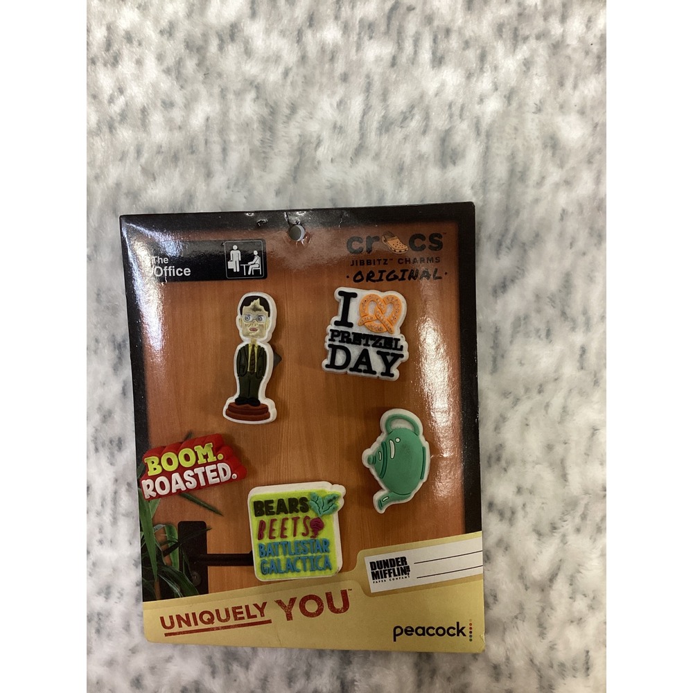 Crocs Jibbitz The Office 5-Pack Shoe Charms Dwight Schrute Pretzel Day 10011454